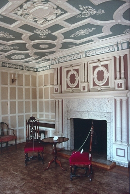 Plastered wall and ceiling, 17th century
Much of the original decoration survives, including this fine 17th century plastered wall and ceiling.
Keywords: Forty Hall;plasterwork