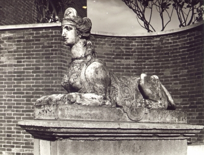 Sphinx statue, Trent Park House
Keywords: sculpture