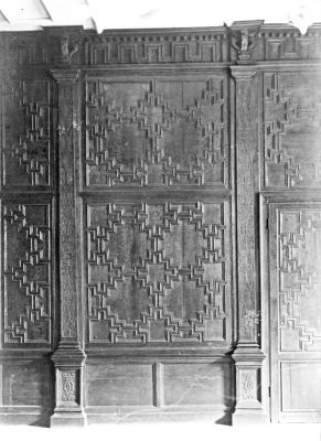 Little Park. Tudor Room, carved wood panelling
Keywords: architectural details;Manor House;Old Palace;wood carving;Tudor Room