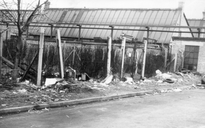 Litter at Hartsway, 1964
A clearance of this litter was organised by the Enfield Preservation Society at the request of the Ponders End Ratepayers' Association.
Keywords: 1960s;litter;EPS