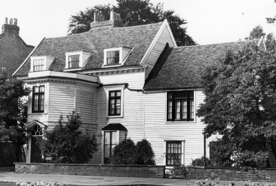 White Lodge, 68 Silver Street
Probably 17th century with 18th century weatherboarding. - [i]Treasures of Enfield[/i], p.90-91.
Keywords: 17th century;18th century;weatherboarding;Grade II listed;historic buildings