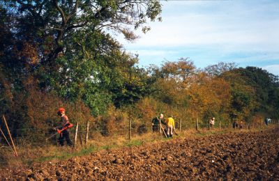 Parkside Farm. EPS Footpaths Group working party
Keywords: 1980s;Enfield Preservation Society;EPS;footpaths