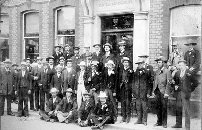 Staff outside gas offices, Sydney Road
Keywords: gas;utilities;people