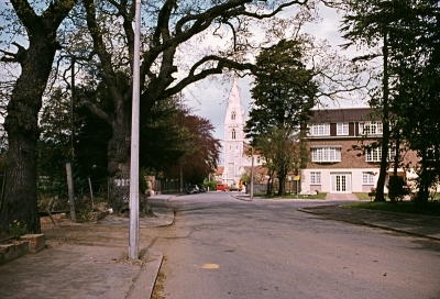 Old Park Road
Looking north towards Mary Magdalene church. Town houses in Calshot Way were built in 1974-75.
Keywords: 1970s;churches;houses