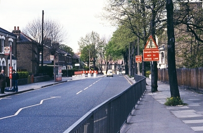 Traffic arrangments, 1976
Left-hand lane blocked
Keywords: 1970s;roads and streets
