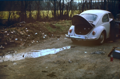 Litter clearance by EPS members
In Whitewebbs Lane, 1973.
Keywords: 1970s;Enfield Preservation Society;EPS;litter