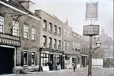 George Inn, 1885
 

[i]Reproduction right held by Enfield Local Studies Library and Archive.[/i]
Keywords: 1880s;pubs;signs