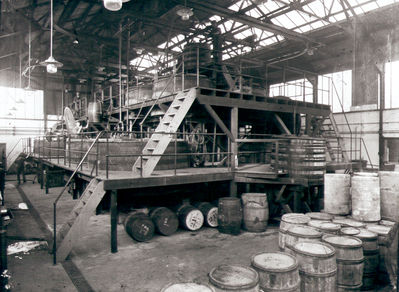 Reeves' colour mix plant, Greyhound Works, Lincoln Road
Keywords: industry;1920s