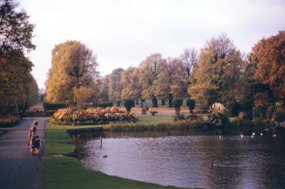 Broomfield Park and lake,1965
Keywords: parks;lakes;trees