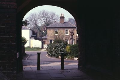 Archway House
View through archway, showing EPS sponsored bollards
Keywords: 1750s;Grade II listed;Grade II listed;street furniture;bollards