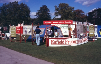 Autumn Show, Town Park, 1985
Keywords: 1980s;exhibitions;Enfield Preservation Society;EPS;Town Show