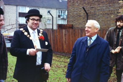 National Tree Week, 1984
Mayor John Jackson with Wally Woodfield at tree planting ceremony, 17th November 1984
Keywords: 1980s;events;mayors;trees