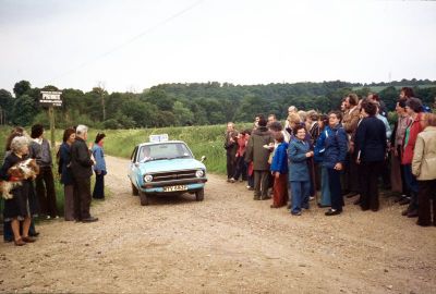 Burnt Farm Ride protest walk, 10th June 1978
Keywords: police;rights of way
