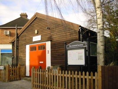 Jubilee Hall, 2016
Showing new noticeboard.
Keywords: Enfield Society;buildings;EP1