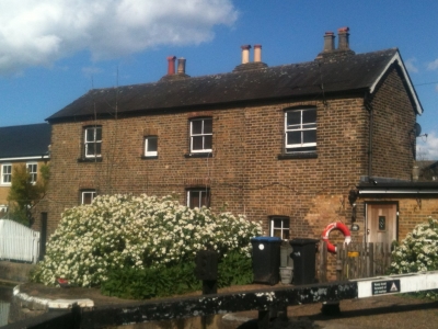 Government Row, Lock Cottage 
Keywords: locally listed;Enfield Lock