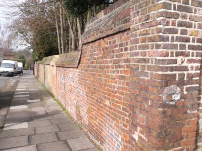 Clay Hill. Bramley House Court: forecourt wall.
Keywords: walls;locally listed;Clay Hill